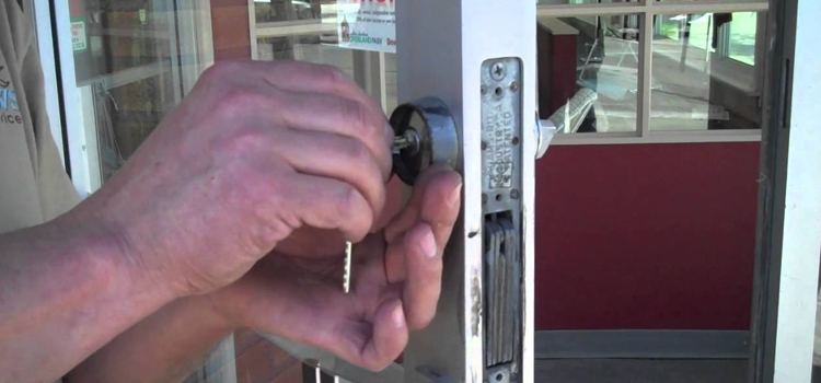 commercial door lock repair East Hemet